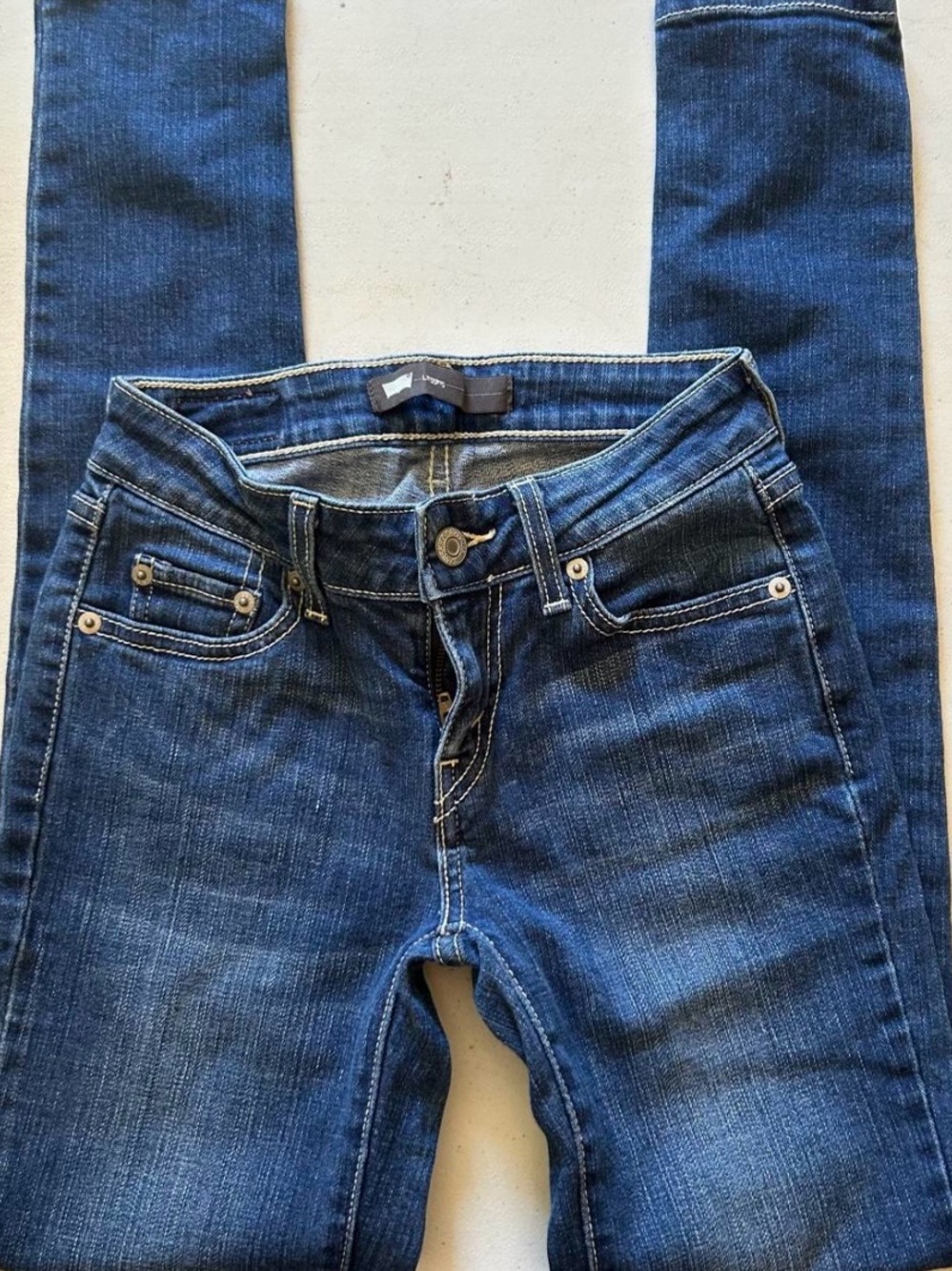 Levi’s Dark wash skinny jeans